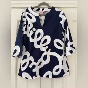 Lilly Pulitzer Navy and White Tunic Size Medium